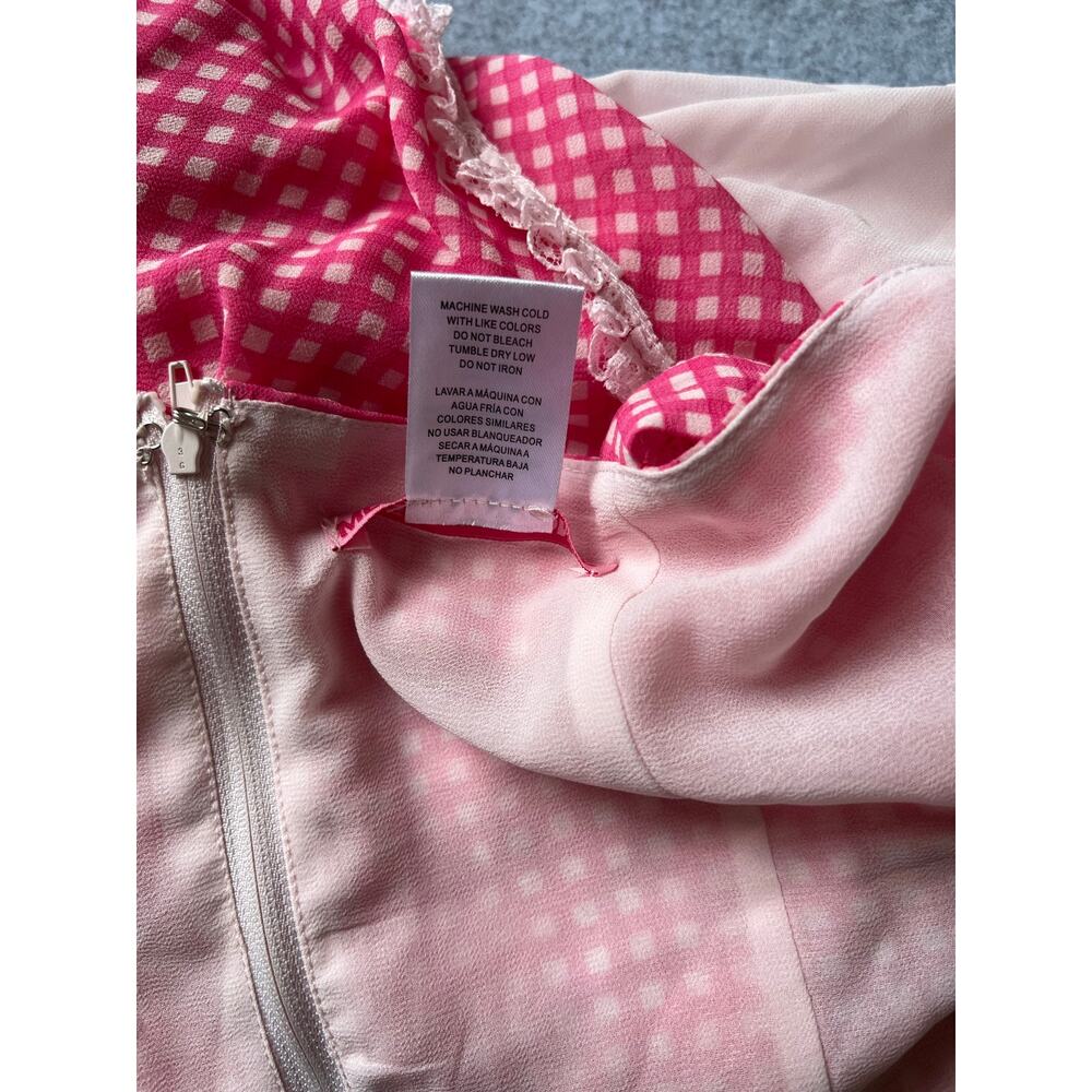 Megan Moroney Pink Gingham 2 Piece Set Crop Top Ruffle Shorts Lace Trim XL L - Picture 9 of 9
